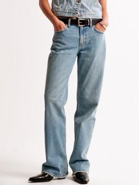 Abercrombie Low Rise Baggy in Medium Tinted size 30 Short